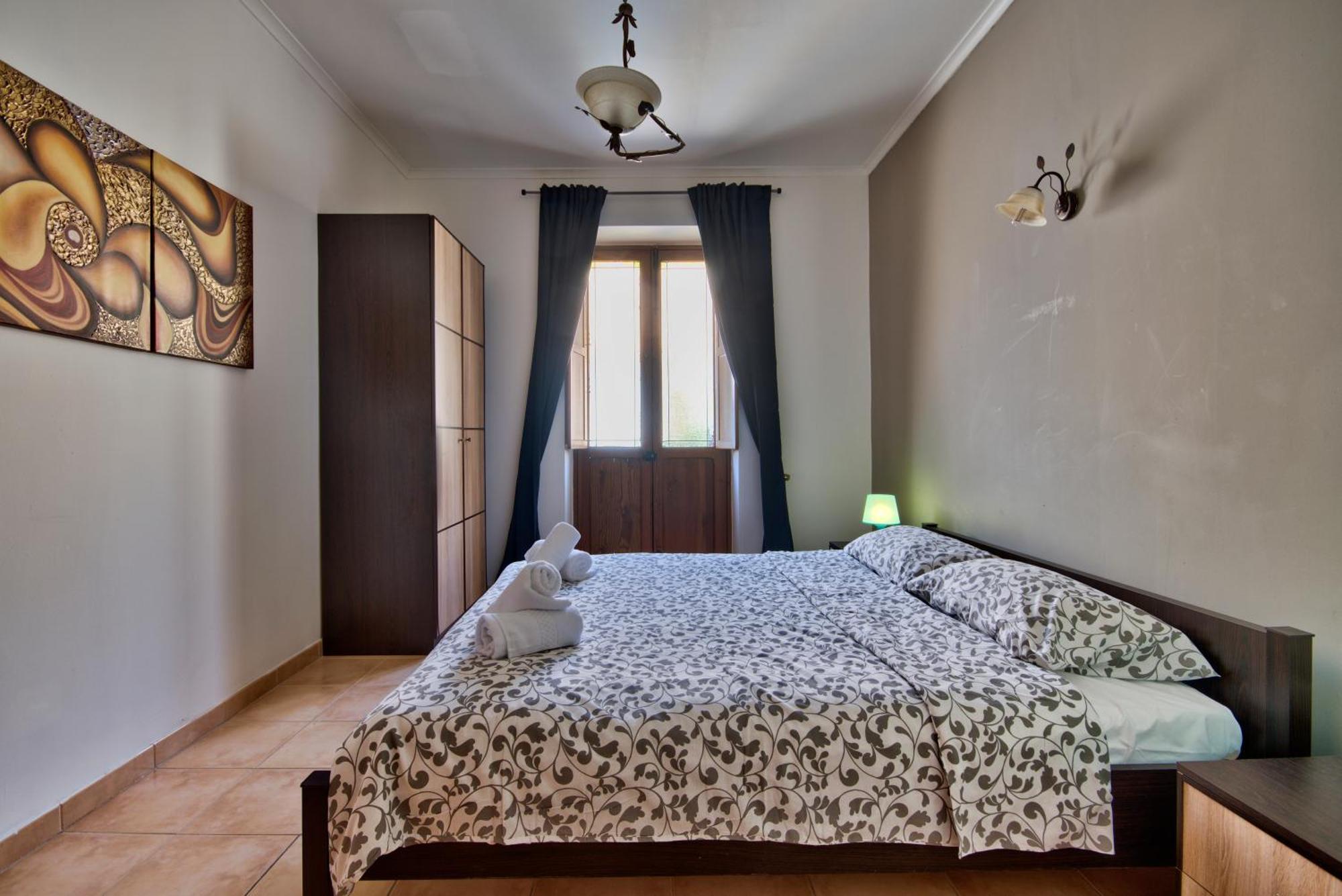 St Helen Residences - Spacious & Penthouses - Shortletsmalta * Sliema